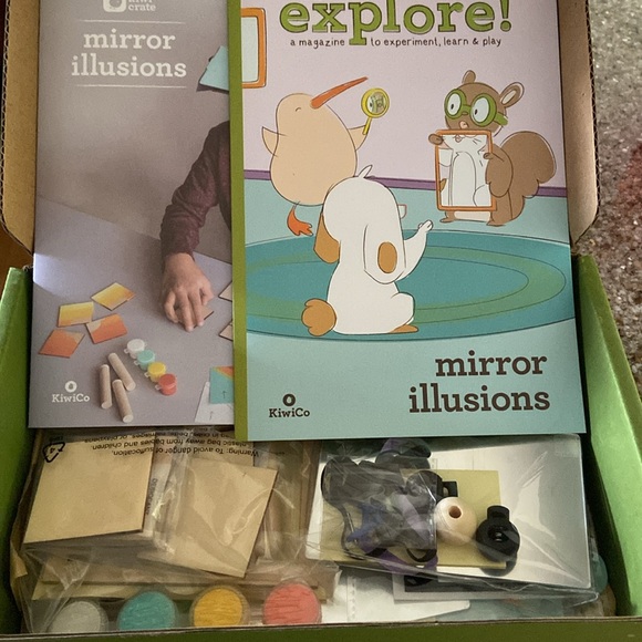 Kiwi Co Mirror Illusions Set - Picture 4 of 4